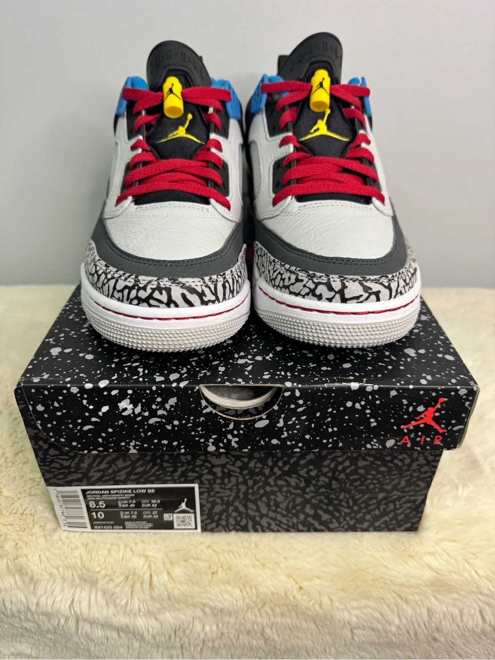 New in Box 🥶 Jordan Spizike Low SE